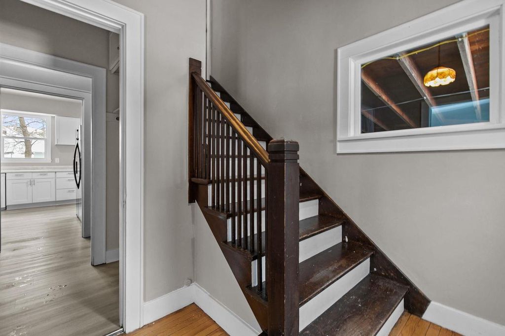 Photo of 1014 Stuart STREET, Green Bay, WI 54301 (MLS # 50320654)