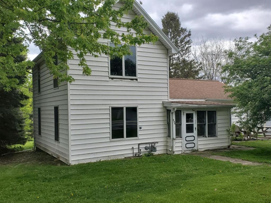 Photo of 110 Forest STREET, Fox Lake, WI 53933 (MLS # 2023067)