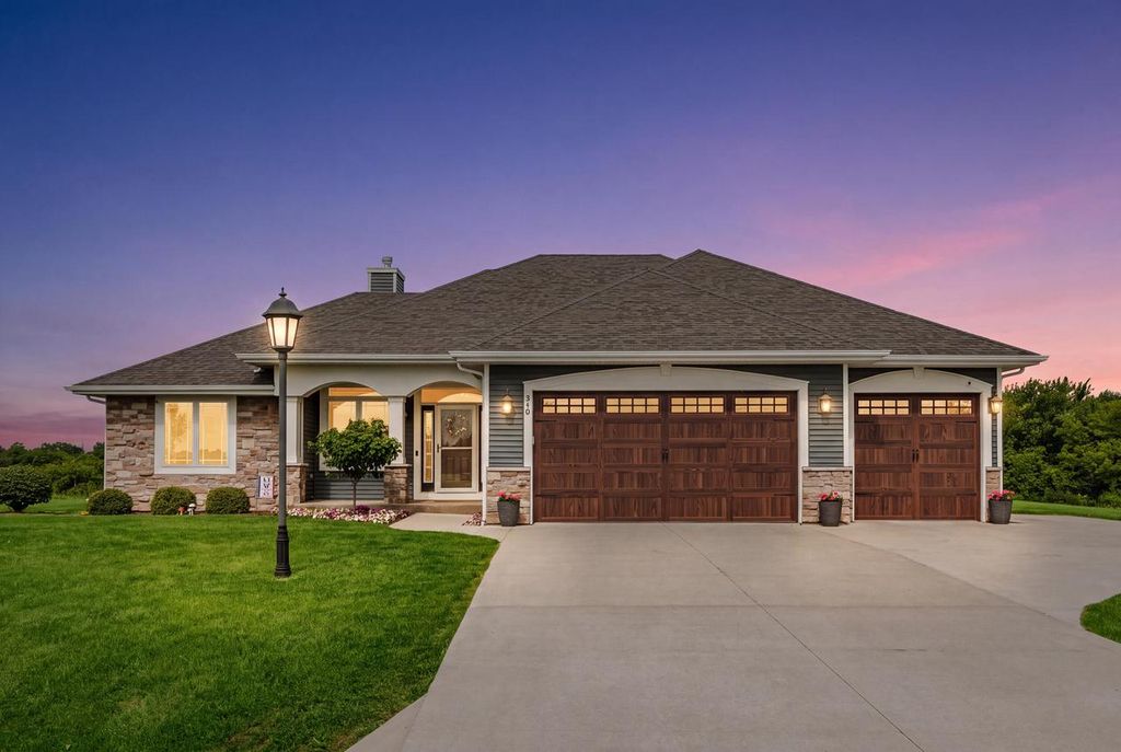 Photo of 810 Westwind DRIVE, Eagle, WI 53119 (MLS # 1970254)