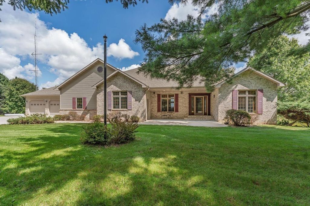 Photo of S1312 Brandt ROAD, La Valle, WI 53941 (MLS # 2009934)
