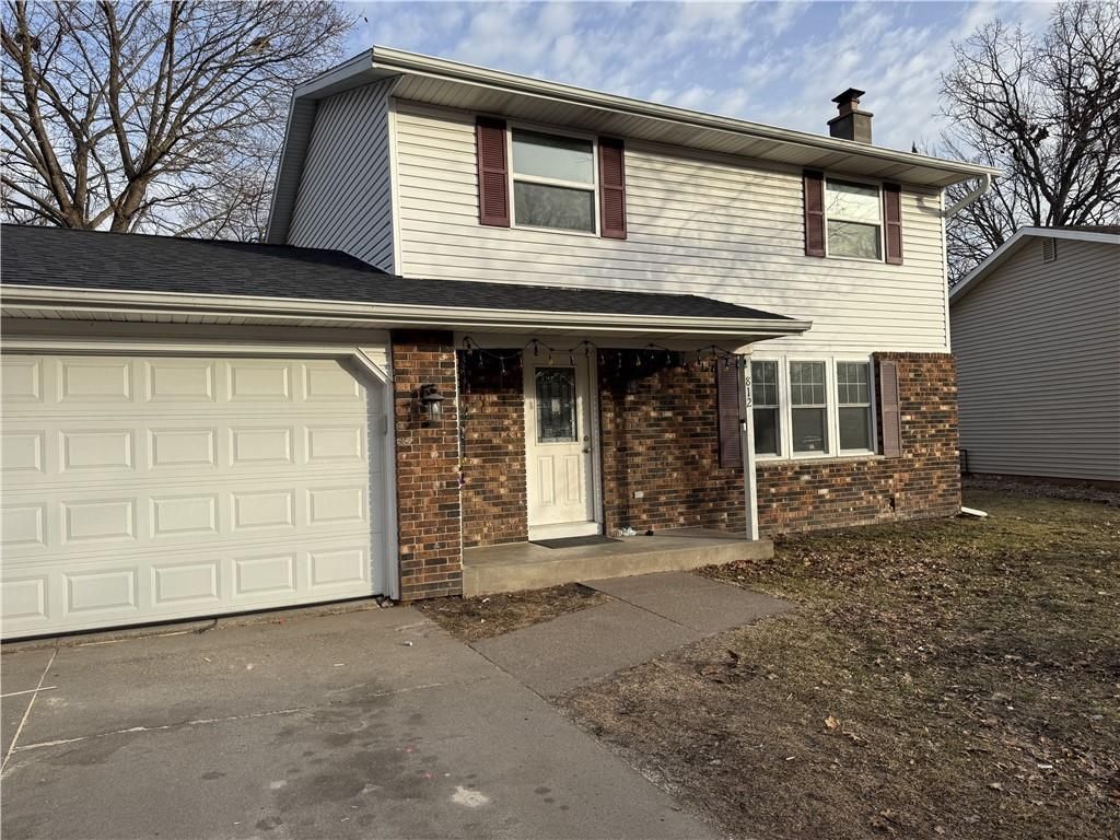 Photo of 812 Green Acres COURT, Eau Claire, WI 54703 (MLS # 1598972)