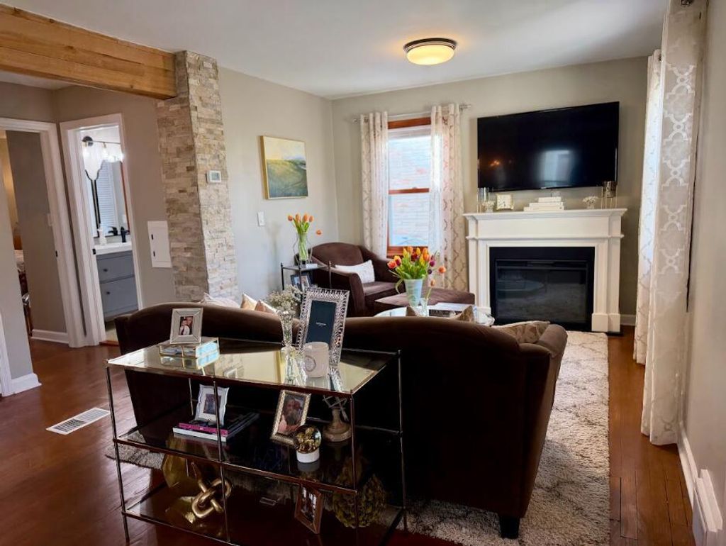 Photo of 1547 E Tripoli AVENUE, Milwaukee, WI 53207 (MLS # 1956859)