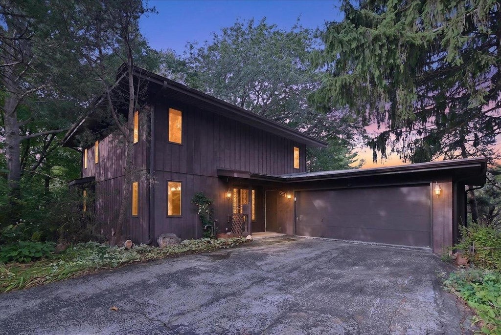 Photo of 5519 Pheasant Hill ROAD, Monona, WI 53716 (MLS # 2032691)