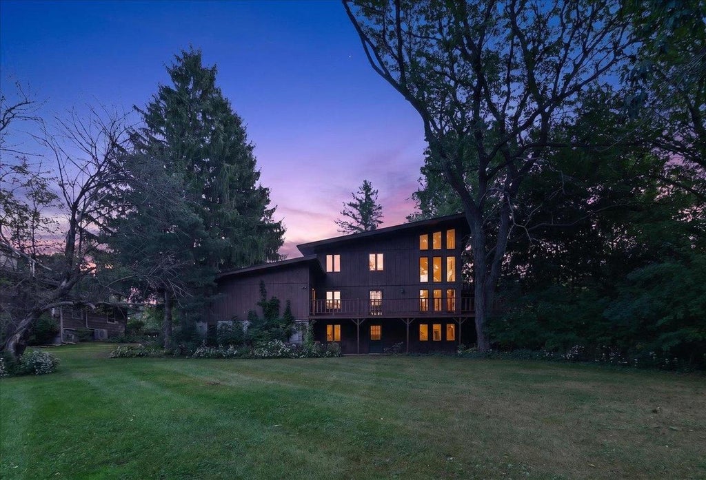 Photo of 5519 Pheasant Hill ROAD, Monona, WI 53716 (MLS # 2032691)