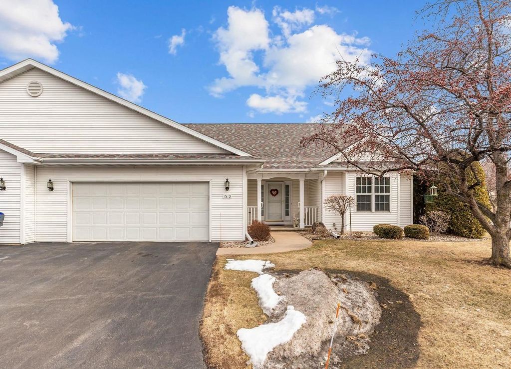 Photo of 1513 Dickenson COURT, Neenah, WI 54956 (MLS # 50321845)