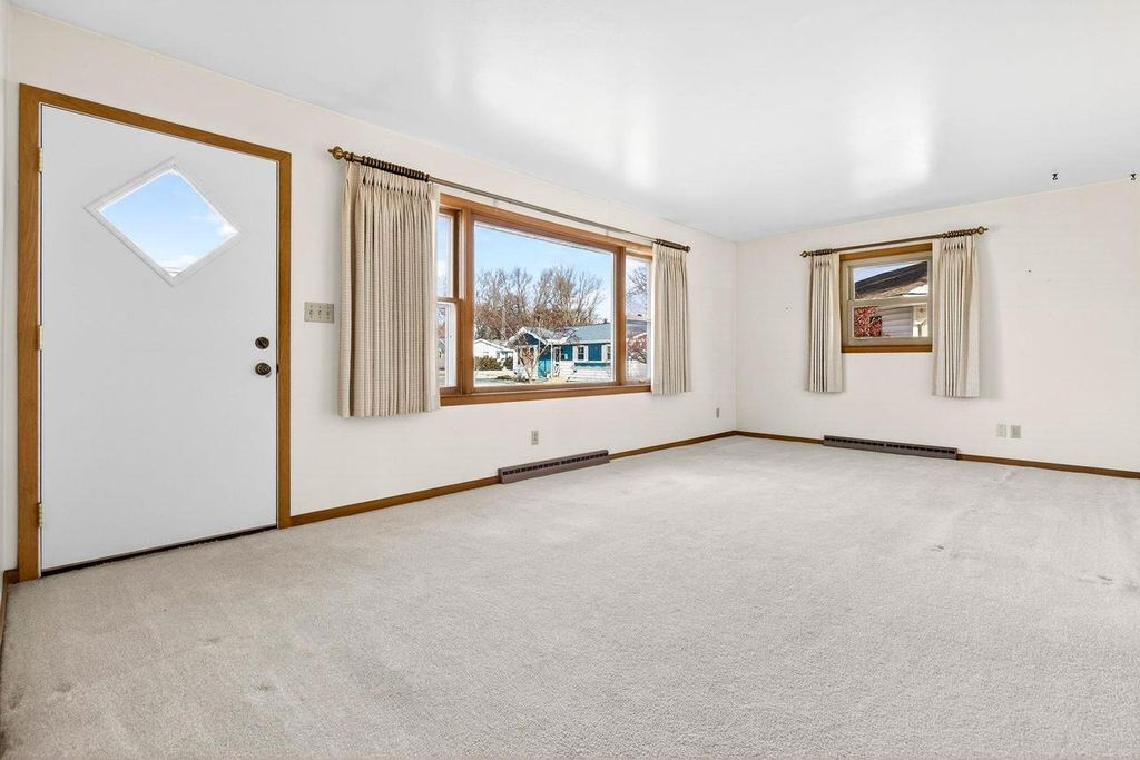 Photo of 200 Prairie COURT, Fond Du Lac, WI 54935 (MLS # 50320175)