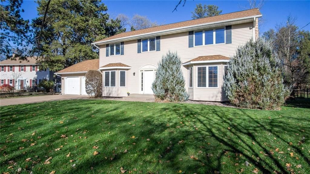 Photo of 3335 Westover Lane, Eau Claire, WI 54701 (MLS # 1597023)