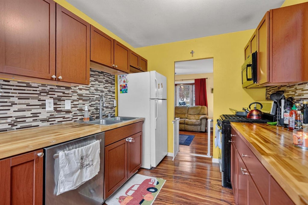 Photo of 3 Craig AVENUE, Madison, WI 53705 (MLS # 2035528)