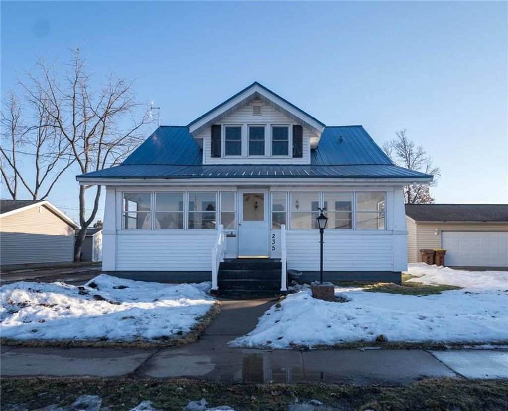 Photo of 235 W Vine STREET, Mondovi, WI 54755 (MLS # 1598371)