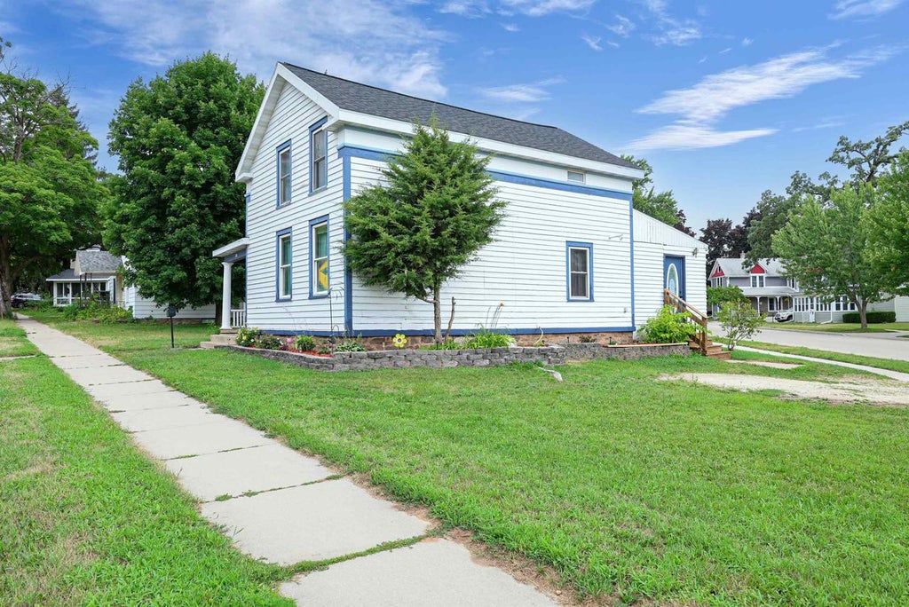 Photo of 180 Ripon ROAD, Berlin, WI 54923 (MLS # 50330708)