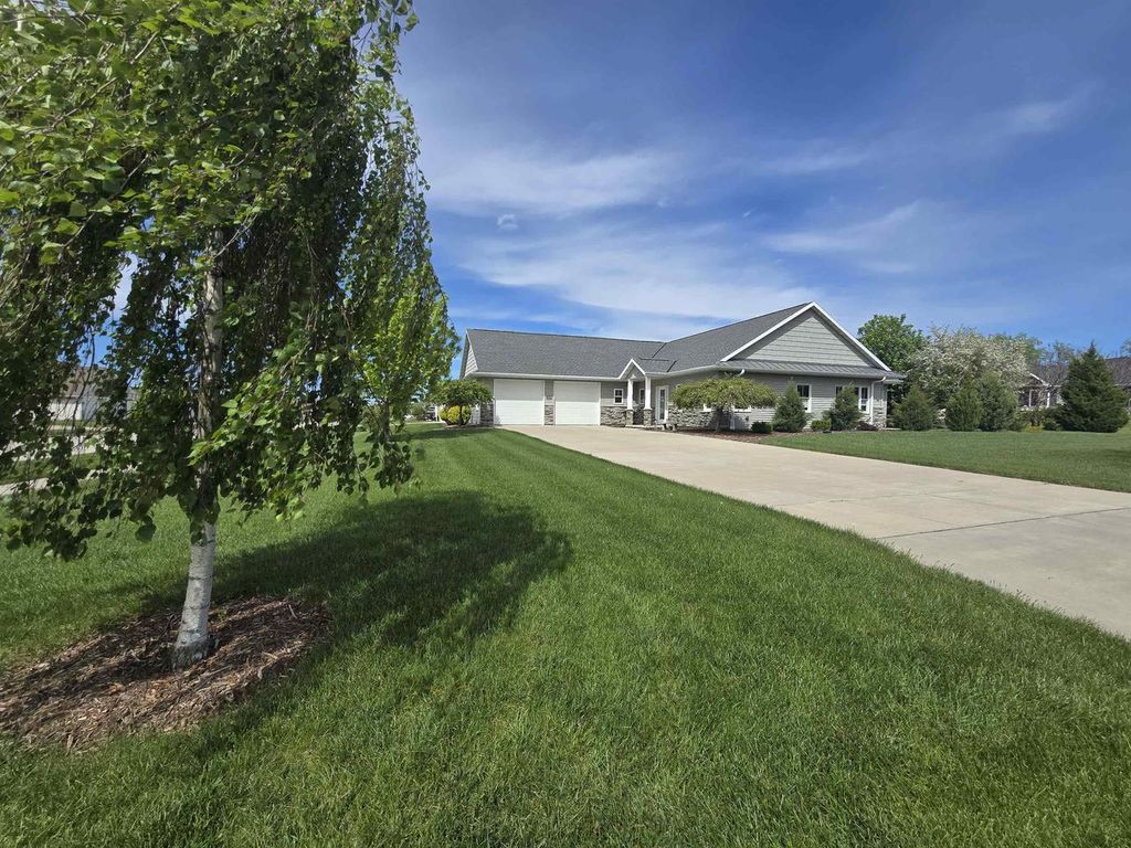 Photo of 1441 Ava Hope COURT, De Pere, WI 54115 (MLS # 50323093)