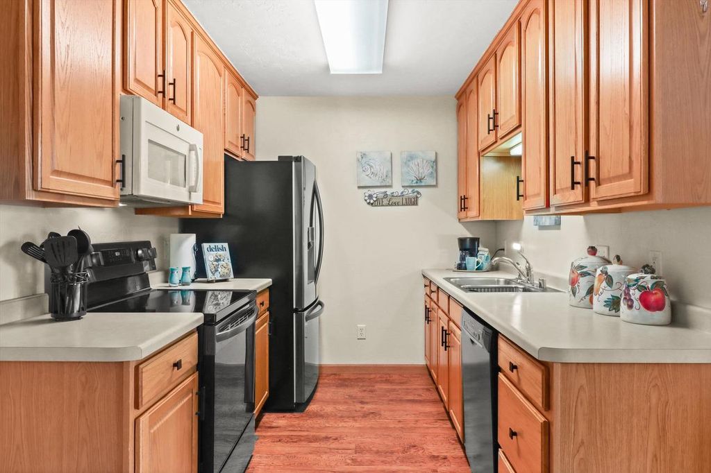 Photo of 1690 Drum Corps DRIVE #H, Menasha, WI 54952 (MLS # 50318668)