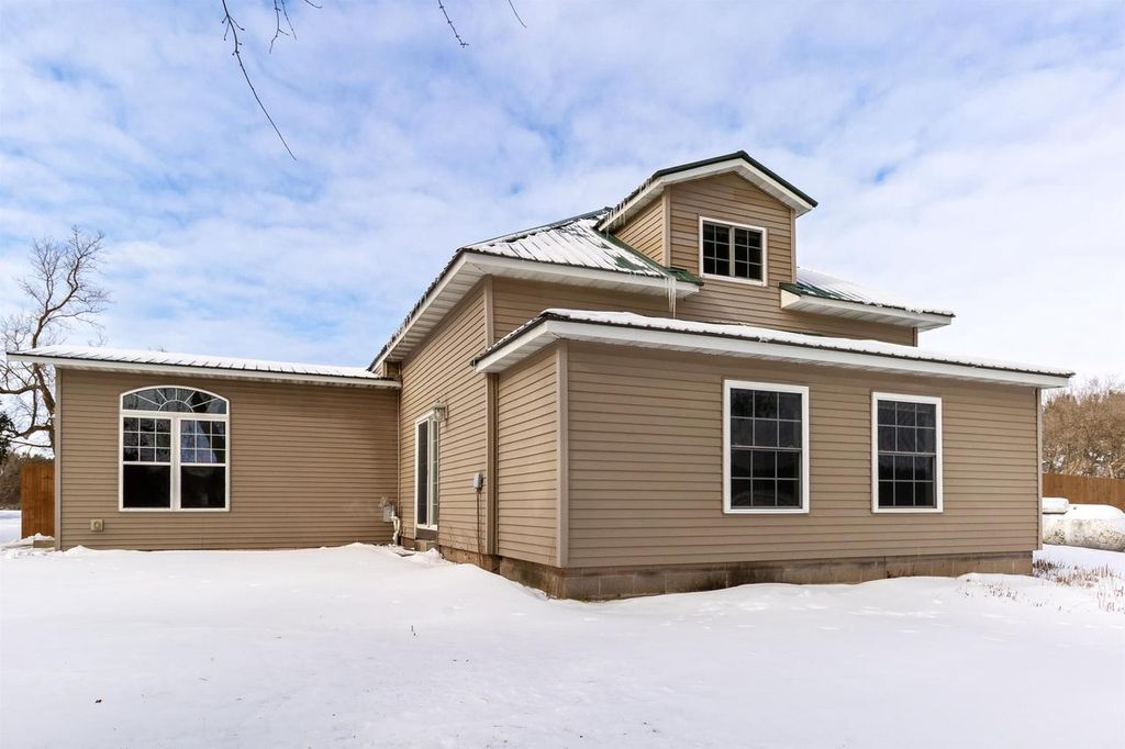 Photo of 3602 State Highway 49, Rosholt, WI 54473 (MLS # 22600341)