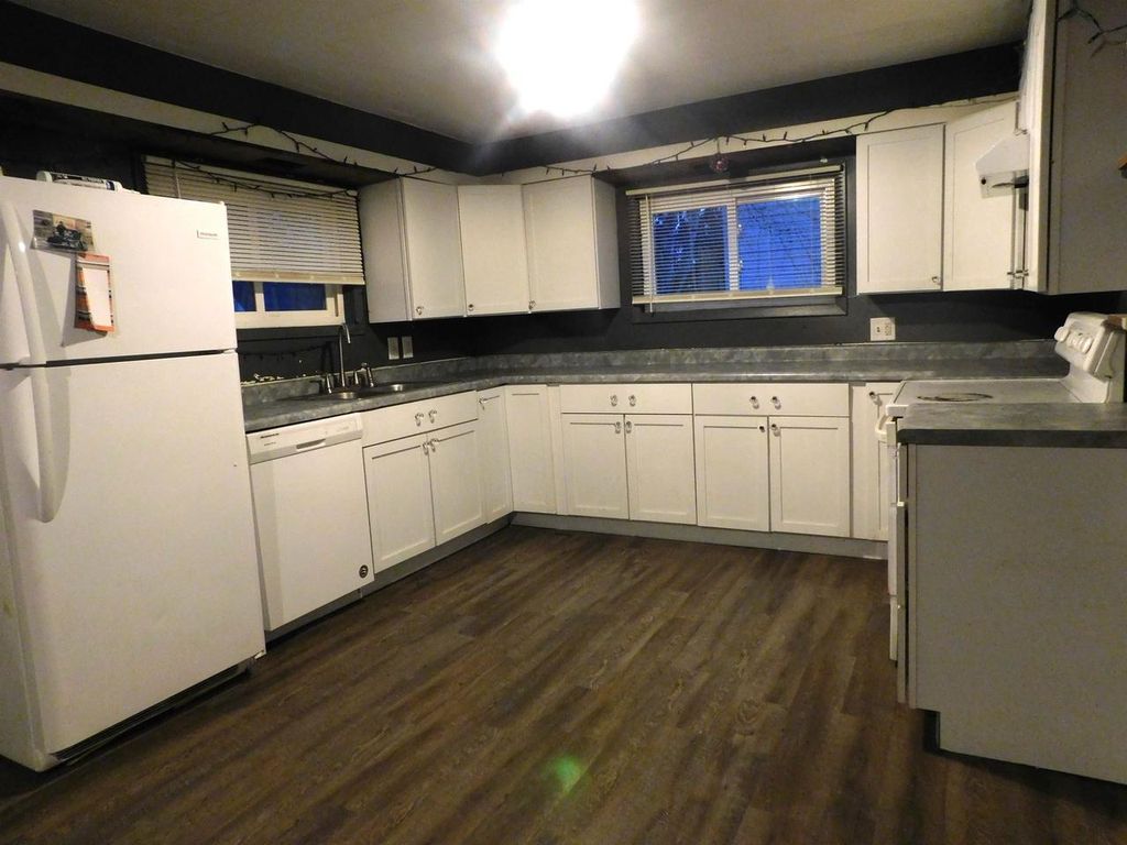 Photo of 310 East STREET, Merrill, WI 54452 (MLS # 22505169)