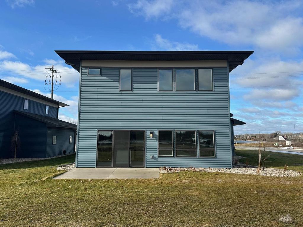 Photo of 385 N Wilson STREET, Kimberly, WI 54136 (MLS # 50319845)