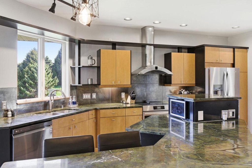 Photo of 2145 Davis Hills DRIVE, Verona, WI 53593 (MLS # 2020324)