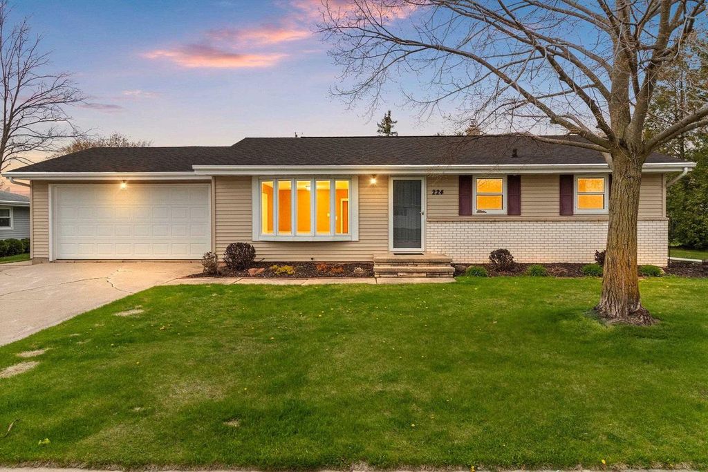 Photo of 224 E National AVENUE, Brillion, WI 54110 (MLS # 50325331)