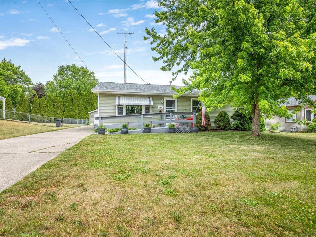 Photo of 1431 Garfield AVENUE, Beloit, WI 53511 (MLS # 2025566)