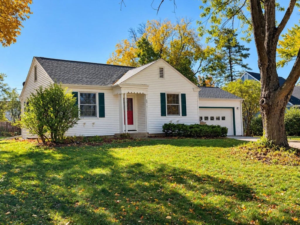 Photo of 3911 Hammersley AVENUE, Madison, WI 53705 (MLS # 2032802)