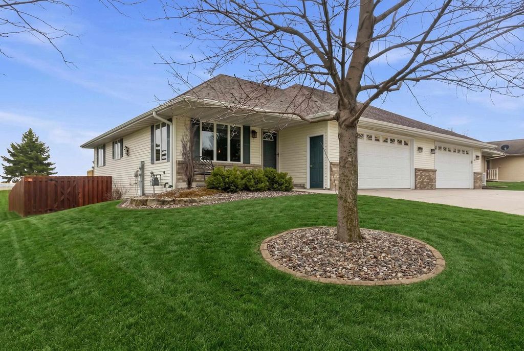 Photo of 308 Donna STREET, Chilton, WI 53014 (MLS # 50323930)