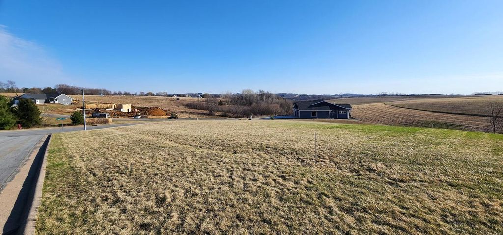 Photo of LOT 13 W Point CIRCLE, Viroqua, WI 54665 (MLS # 1939205)