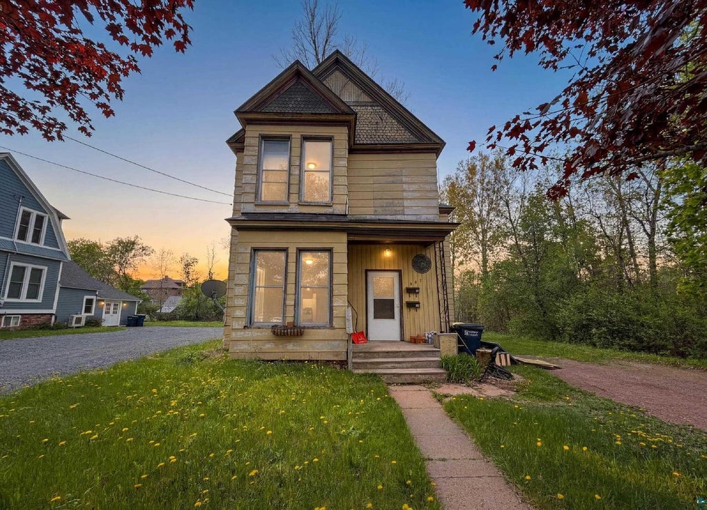 Photo of 507 Chapple AVENUE, Ashland, WI 54806 (MLS # 6125621)