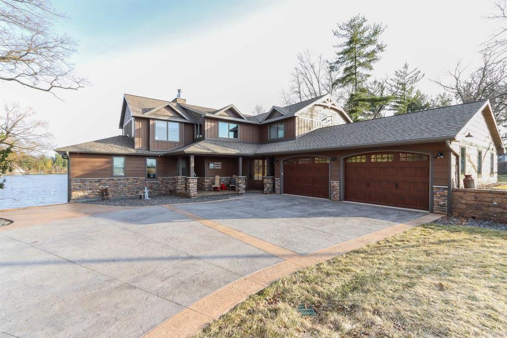 Photo of N3032 Hicks LANE, Waupaca, WI 54981 (MLS # 50323531)