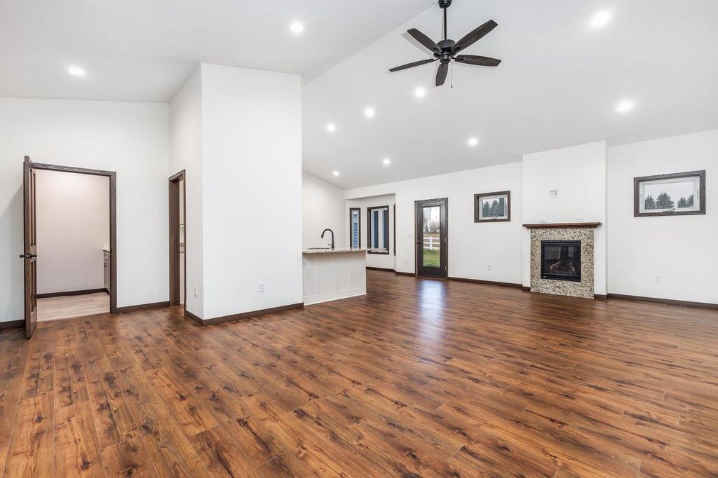 Photo of 206 Parkview AVENUE, Shullsburg, WI 53586 (MLS # 2017686)