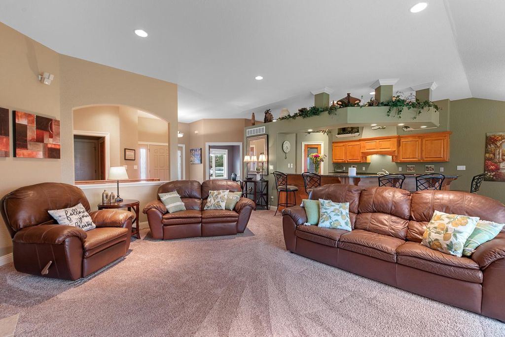 Photo of 1526 Pine Cone TRAIL, Port Washington, WI 53074 (MLS # 1940218)