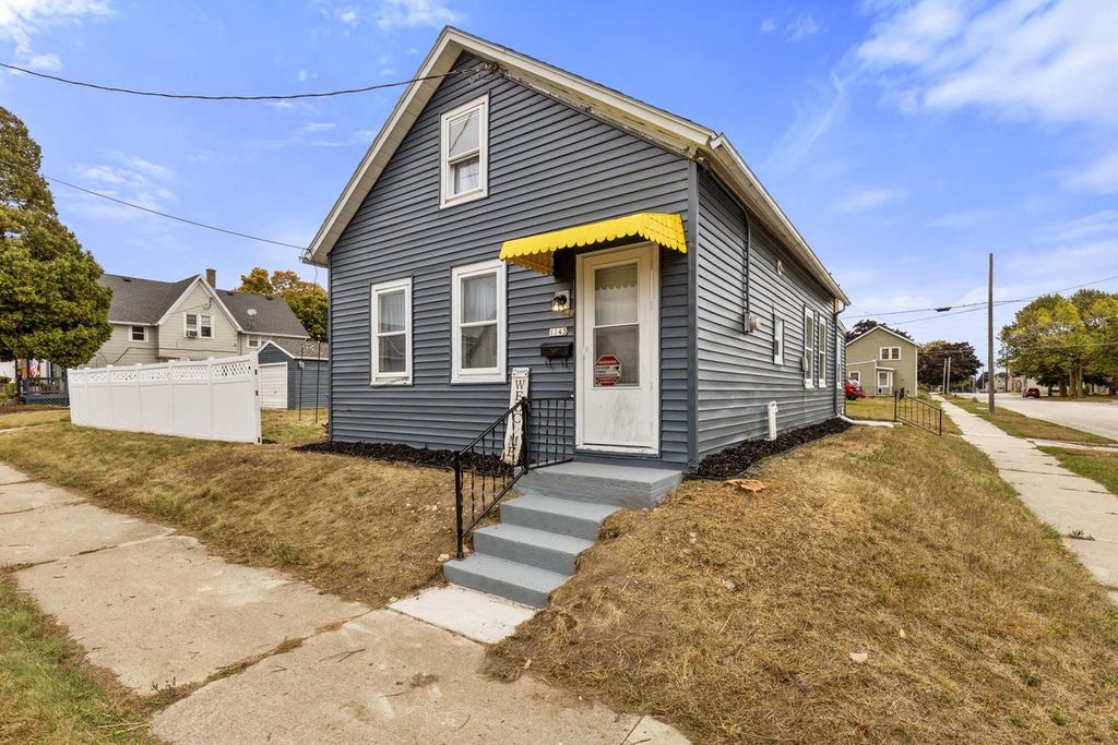 Photo of 1143 S 23rd STREET, Manitowoc, WI 54220 (MLS # 1947524)