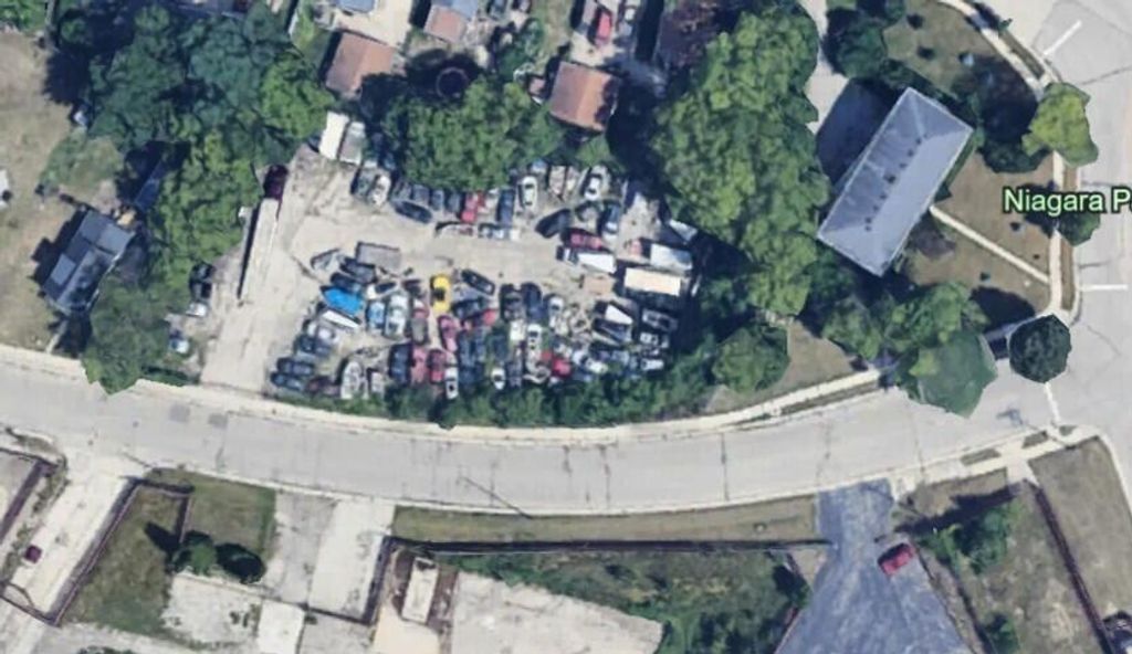 Photo of 918 Niagara STREET, Waukesha, WI 53186 (MLS # 1939426)