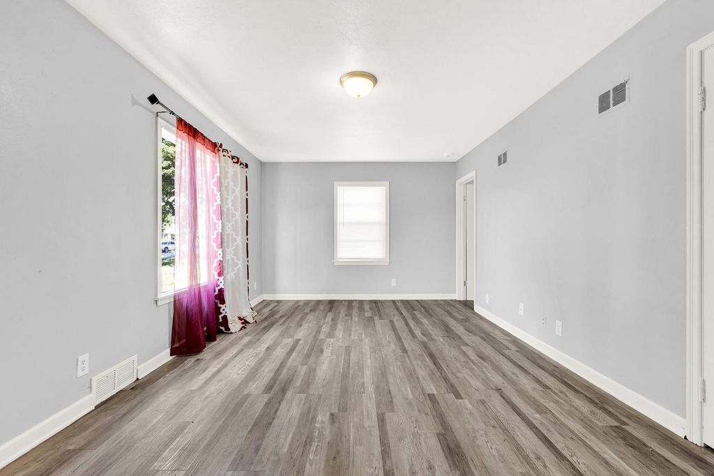 Photo of 4024 N 44th STREET, Milwaukee, WI 53216 (MLS # 1939944)