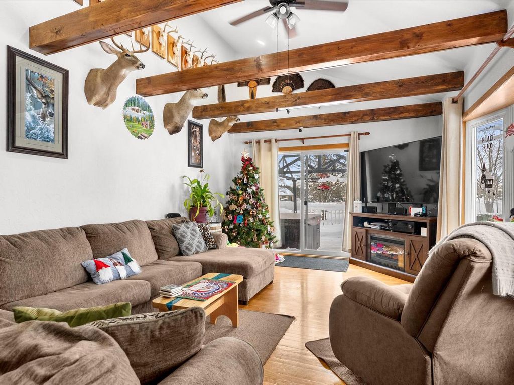 Photo of 5425 Old Q ROAD, Manitowoc, WI 54220 (MLS # 1945143)