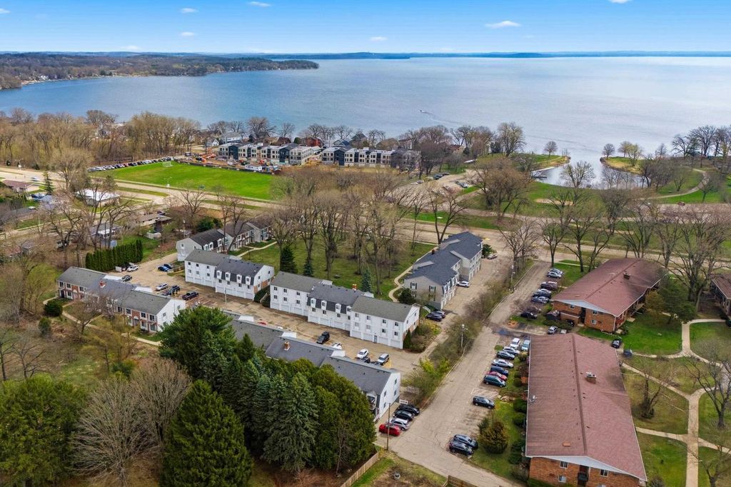 Photo of 2140 Allen BOULEVARD #3, Middleton, WI 53562 (MLS # 2020794)