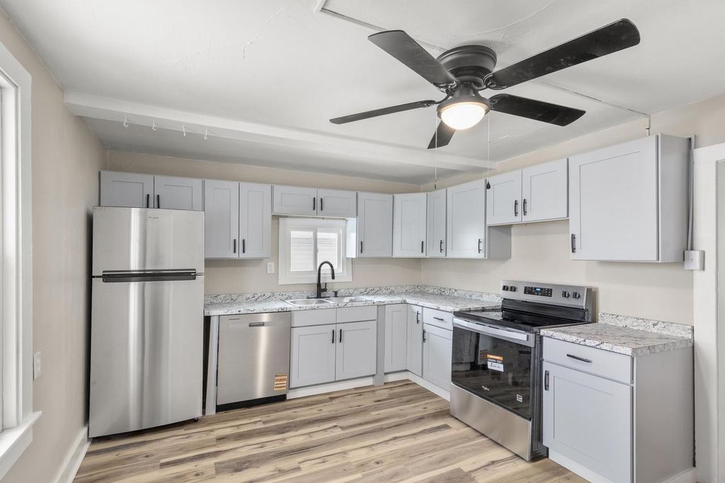 Photo of 268 6th STREET, Fond Du Lac, WI 54935 (MLS # 1944952)