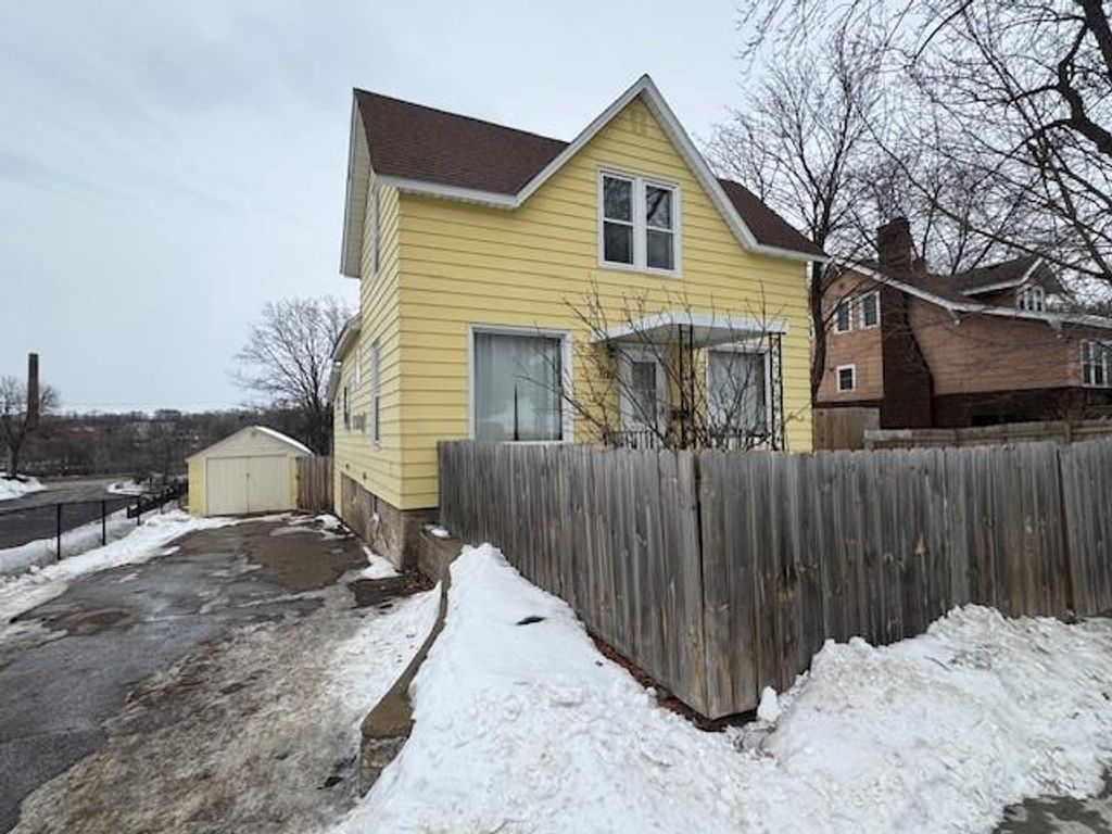 Photo of 1122 Barland STREET, Eau Claire, WI 54701 (MLS # 1598301)