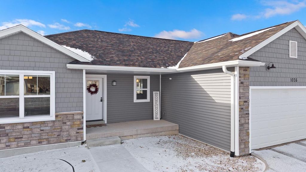 Photo of 1035 Bluegrass TRAIL, Waterloo, WI 53594 (MLS # 2014828)