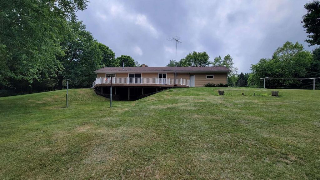 Photo of W6824 Red River ROAD, Phlox, WI 54409 (MLS # 22603072)