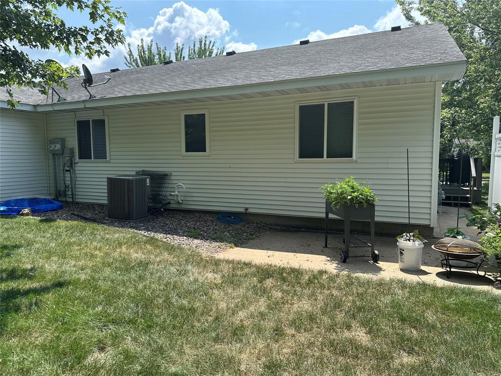Photo of 2250-2252 Frank STREET #1-2, Eau Claire, WI 54703 (MLS # 1603798)