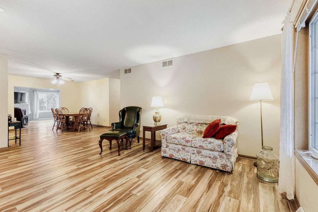 Photo of 504 Hoel AVENUE, Stoughton, WI 53589 (MLS # 2017688)