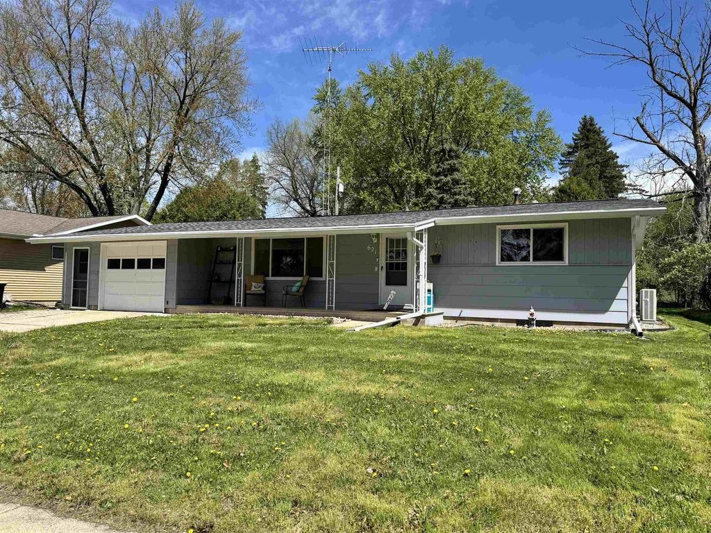 Photo of 621 West STREET, Beaver Dam, WI 53916 (MLS # 2021909)