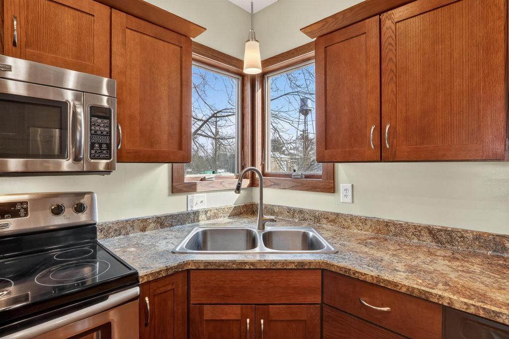 Photo of 1104 W 5th AVENUE, Brodhead, WI 53520 (MLS # 2019426)