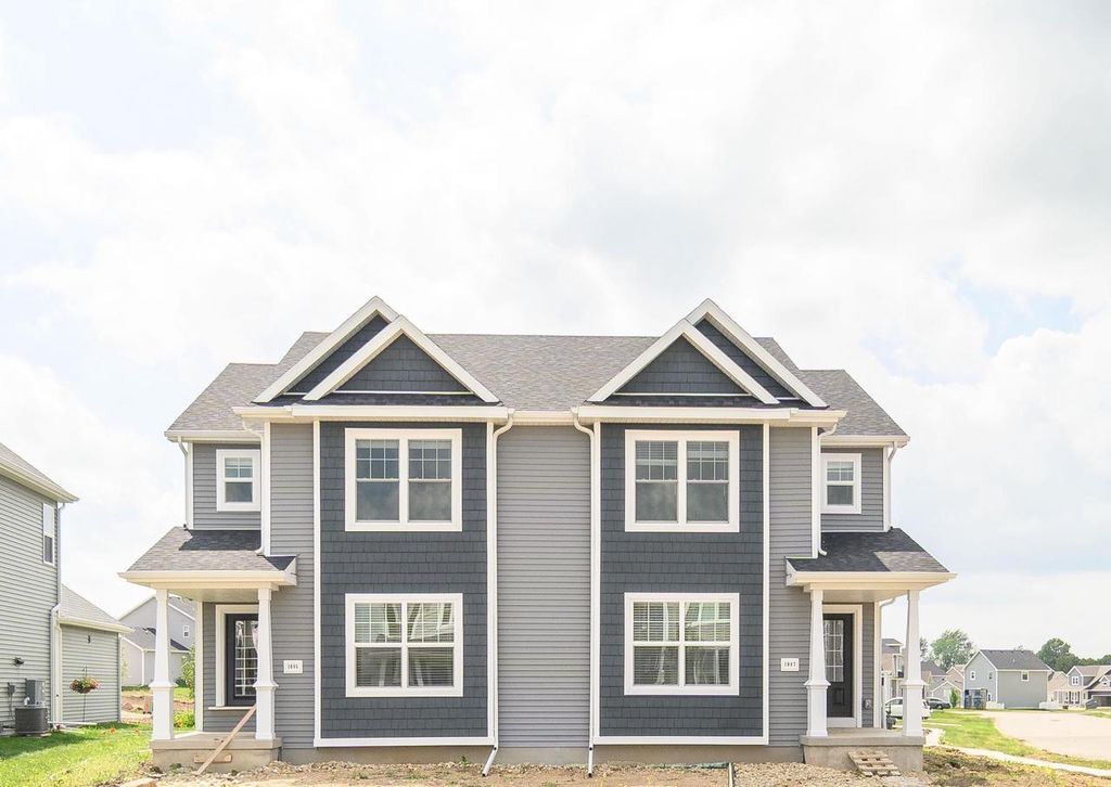 Photo of 1085 Tundra AVENUE, Oregon, WI 53575 (MLS # 2016259)