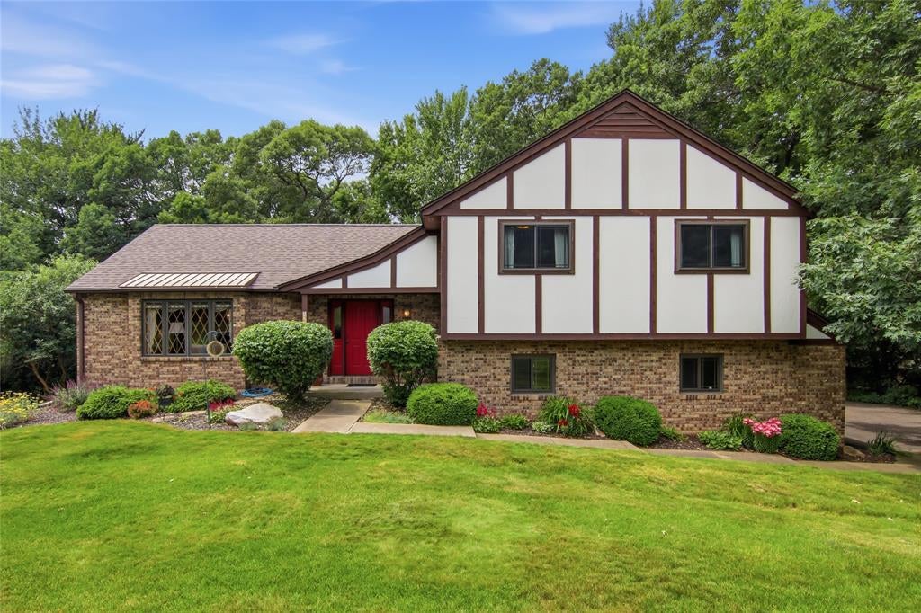 Photo of 4616 Havenwood LANE, Eau Claire, WI 54701 (MLS # 1603286)