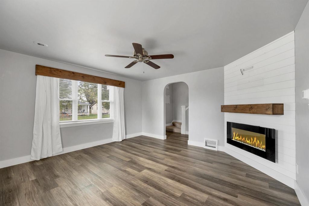 Photo of 6781 Deuster STREET, Greenleaf, WI 54126 (MLS # 50316773)