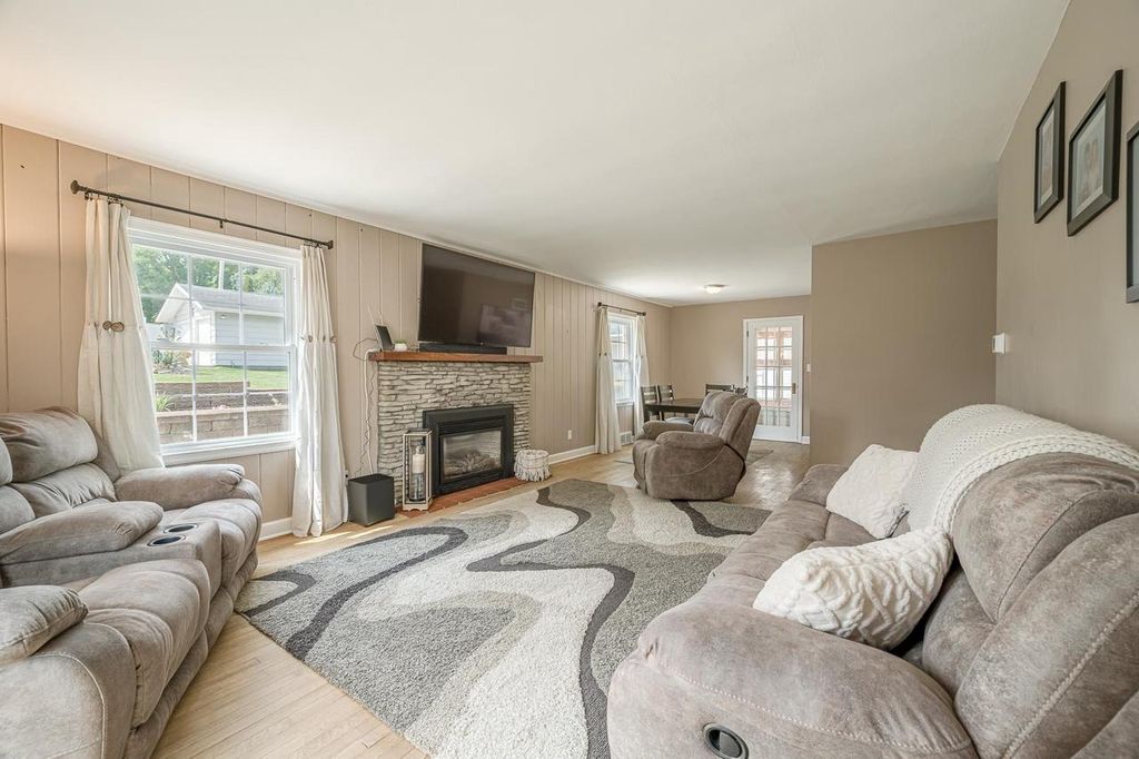Photo of 725 14th AVENUE, Monroe, WI 53566 (MLS # 2028269)