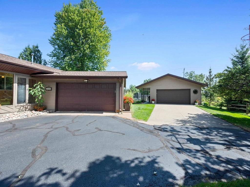 Photo of 2040 Birch DRIVE, Plover, WI 54467 (MLS # 22604334)