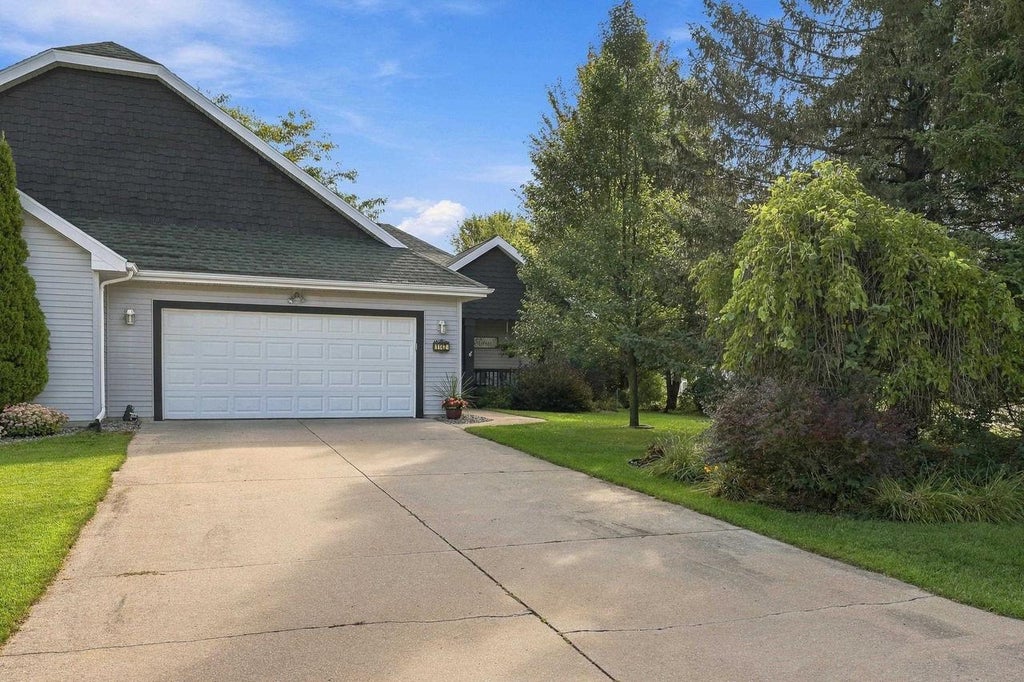 Photo of 1142 Hearthstone PLACE, Plover, WI 54467 (MLS # 22604713)