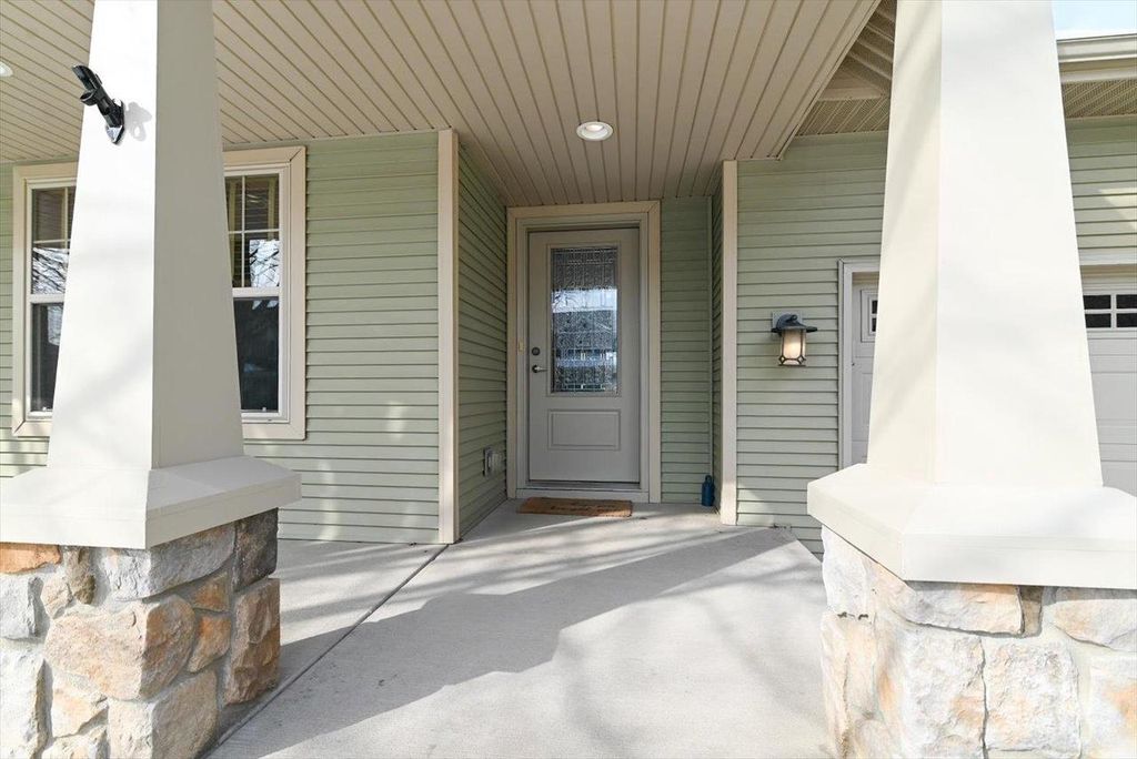 Photo of 2809 Interlaken PASS, Madison, WI 53719 (MLS # 2016161)