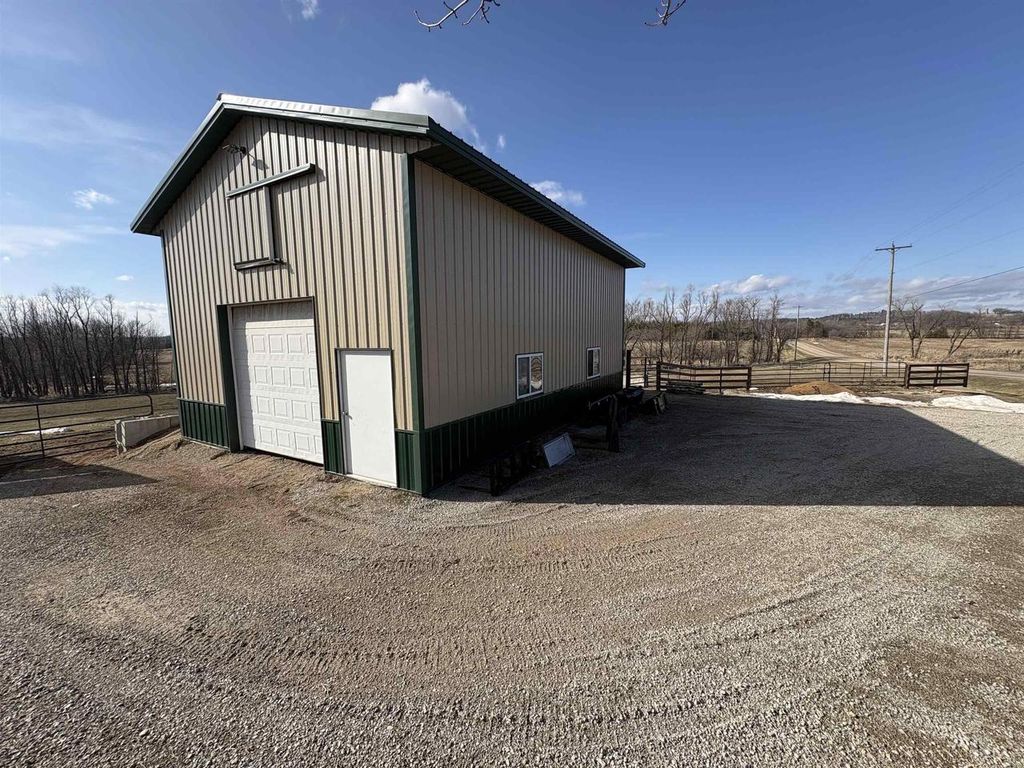 Photo of N4357 County Road T, Shawano, WI 54166 (MLS # 50322949)